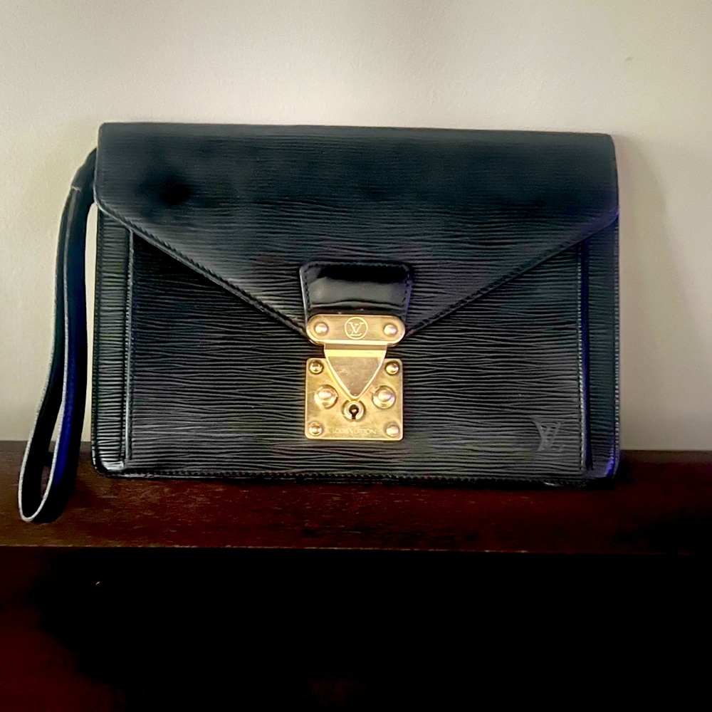 Vintage Louis Vuitton EPI Leather Clutch